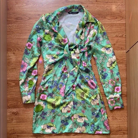 Zara Floral Mini Dress - Picture 7 of 9